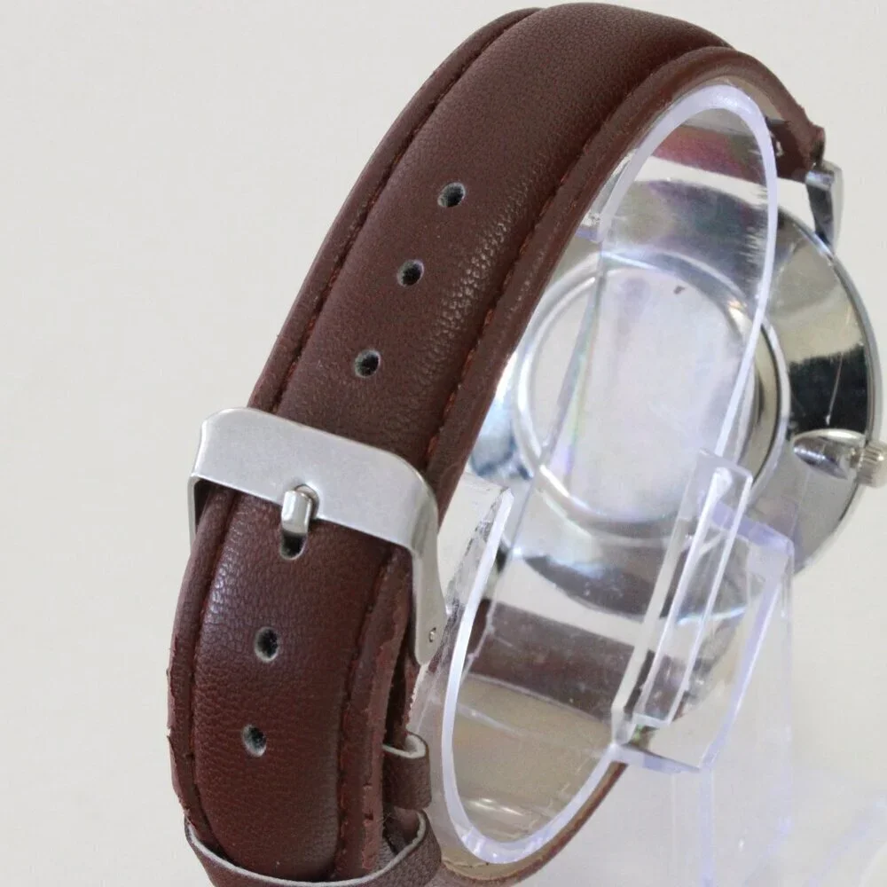 Men's Minimalist Fashion Watch Silver Case White Dial Brown Strap 40mm
